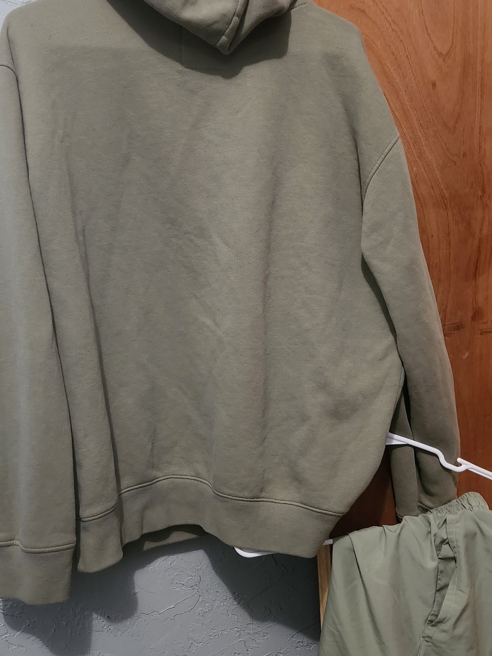 Hollister Olive-Style Fleece Hoodie - Picture 4 of 5